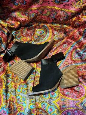 Toms Black Peep Toe Black Genuine Suede Leather Shoes Women's Size 5 Chunky Heel